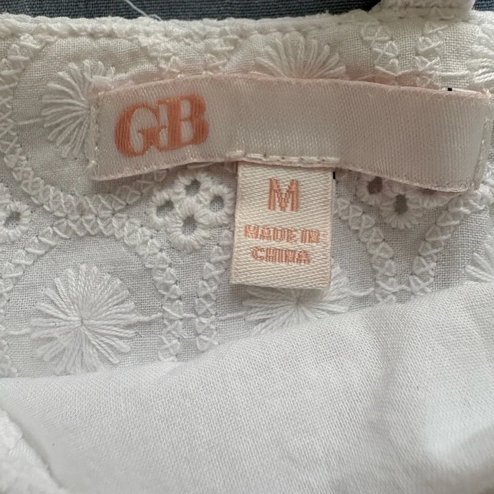 White Eyelet Lace Summer Dress Girls Size M Adjustable Straps Lined